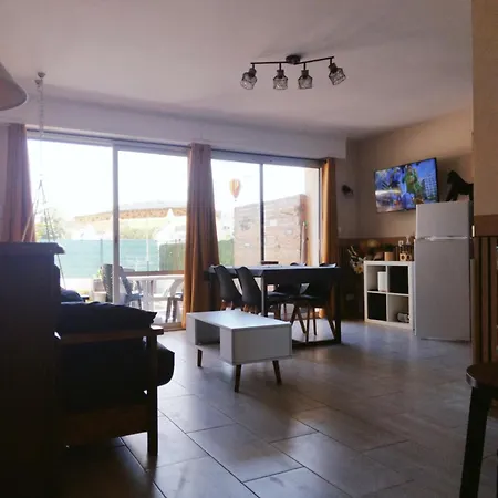 Appartement Résidence T2 , Jardin 100m Parking Gratuit